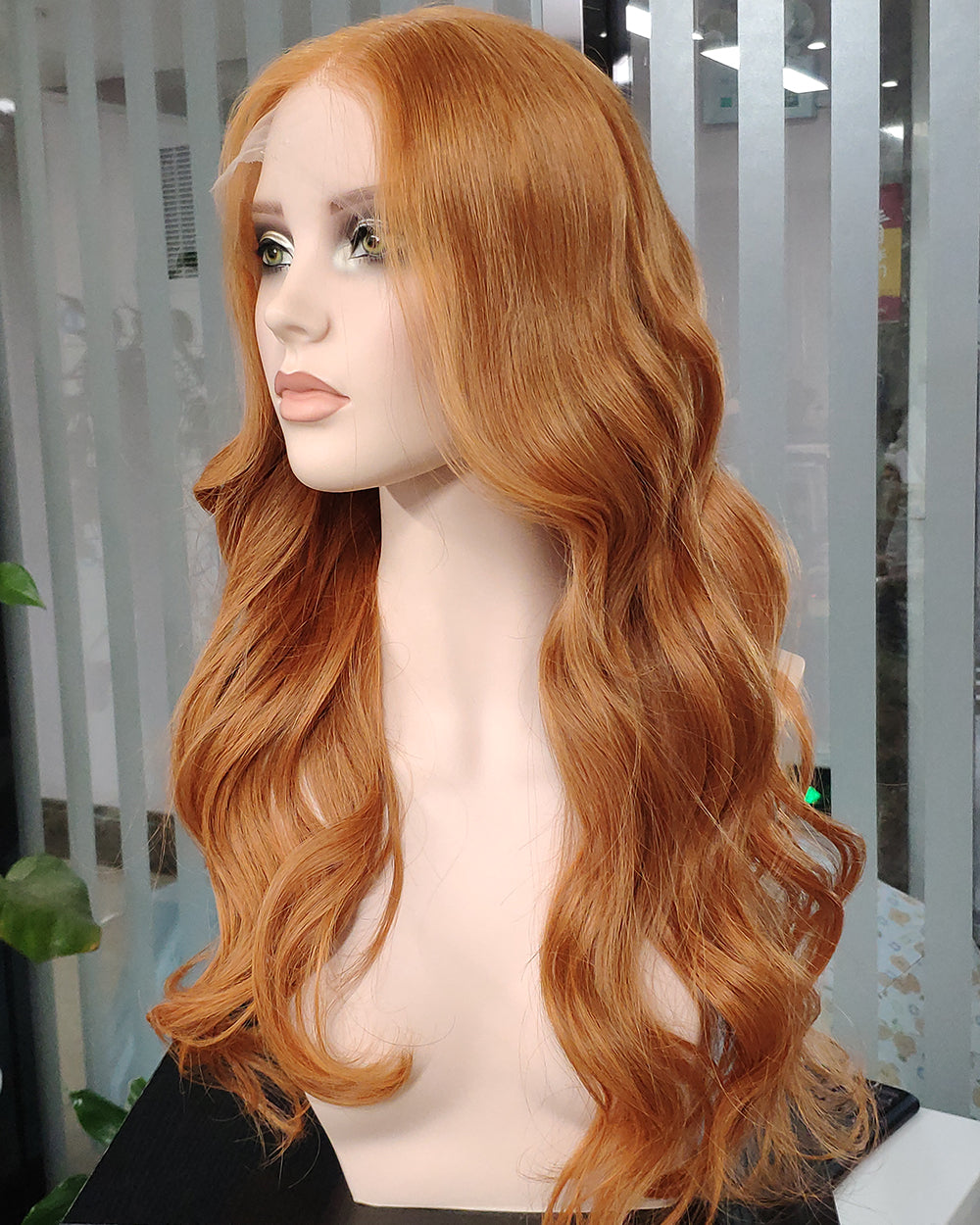 Nerina | Perruque Lace Closure Suisse Sans Colle Ondulée Lâche avec Raie Latérale de 20" - WW069