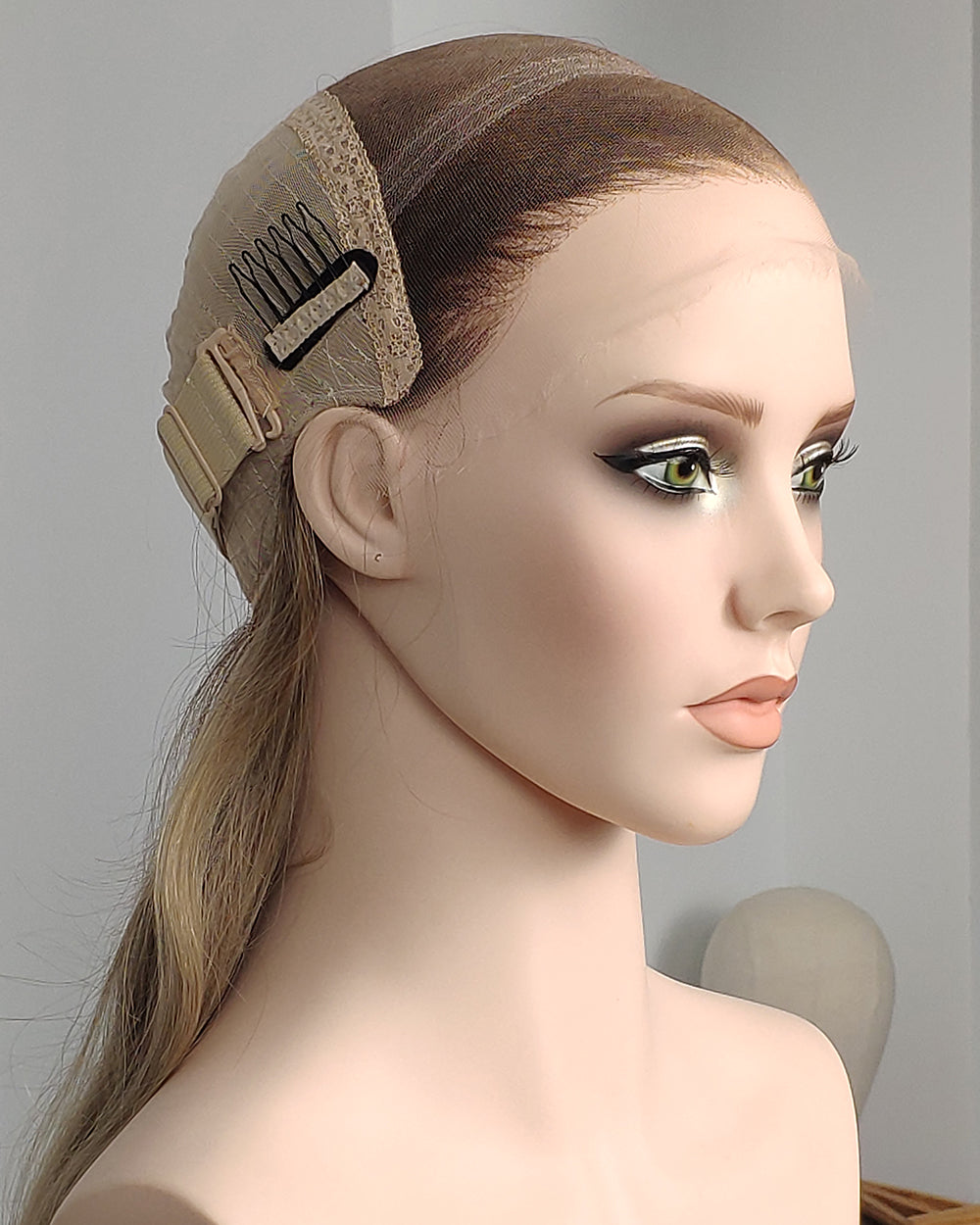 Liquidation | Perruque Lace Closure Suisse Cheveux Humains Longs Ondulés Blond Cendré 55 cm - RT-2189