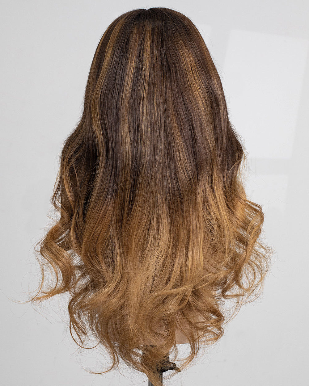 Ausverkauf | 22 Zoll Aschblond Lang Gewellt Echthaar Swiss Lace Closure Perücke - RT-2189