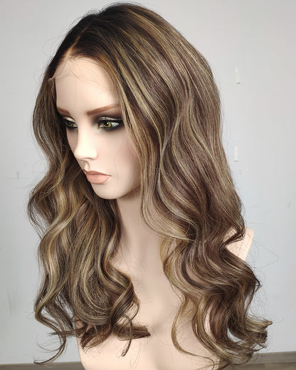 Ausverkauf | 22 Zoll Aschblond Lang Gewellt Echthaar Swiss Lace Closure Perücke - RT-2189