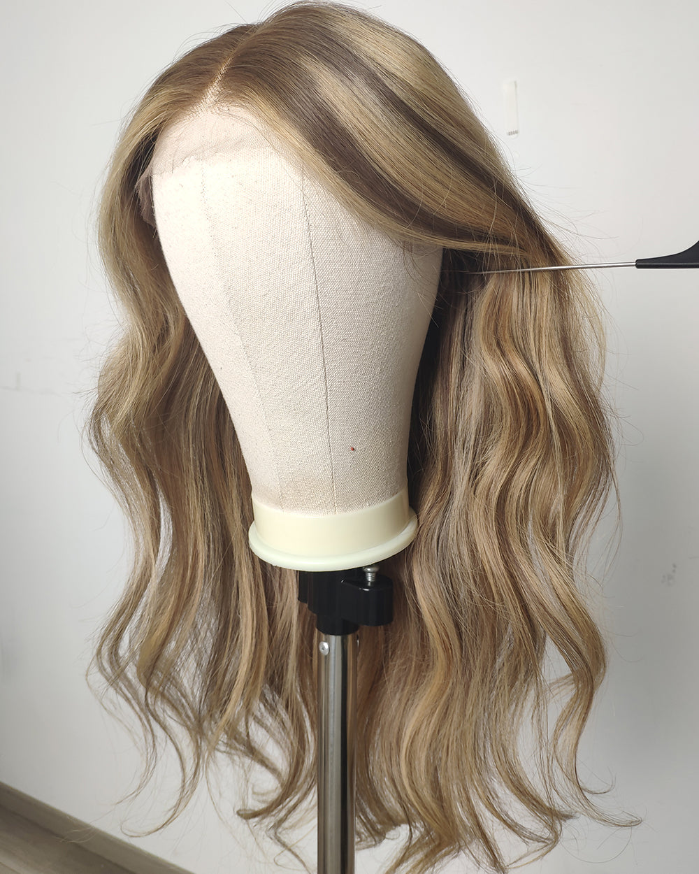 Clearance | 24 Inches Beige Blonde Balayage Wavy Human Hair Lace Closure Wig - RTWY-1953