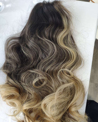 Ausverkauf | 22 Zoll Aschblond Lang Gewellt Echthaar Swiss Lace Closure Perücke - RT-2189