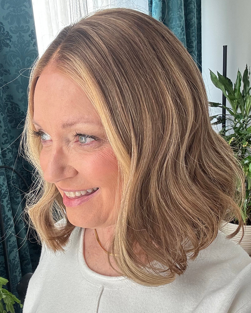 Ember | 14" Brown with Blonde Highlight Wavy Bob Glueless Swiss Lace Closure Wig - WW046