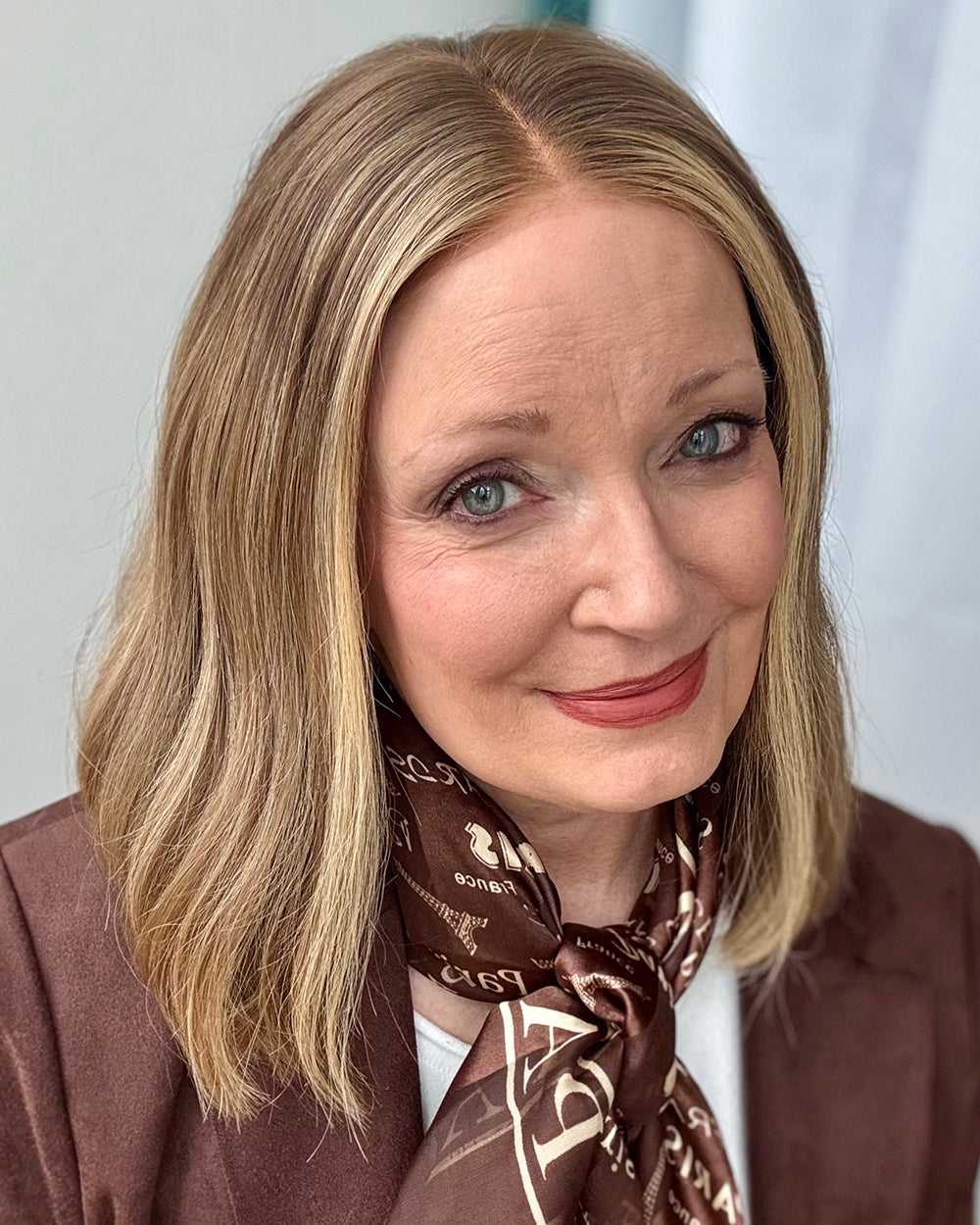 Ember | 14" Brown with Blonde Highlight Wavy Bob Glueless Swiss Lace Closure Wig - WW046