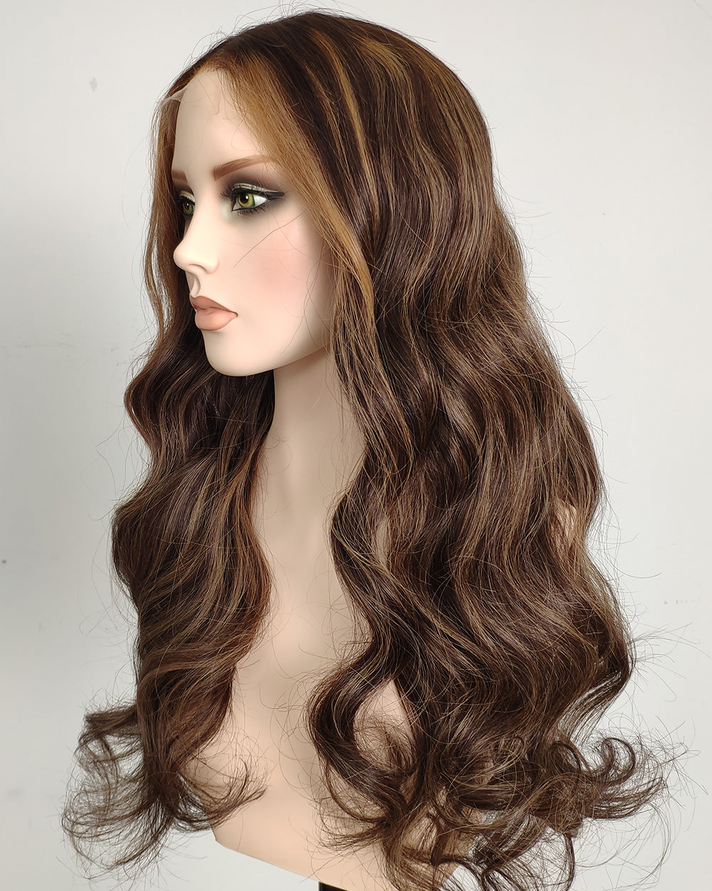 Nerina | Perruque Lace Closure Suisse Sans Colle Ondulée Lâche avec Raie Latérale de 20" - WW069