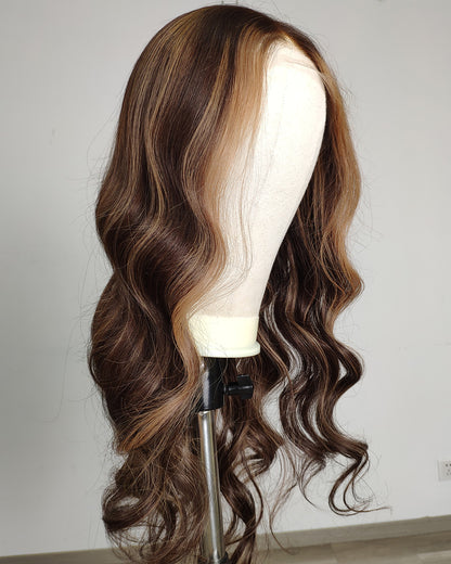 Nerina | Perruque Lace Closure Suisse Sans Colle Ondulée Lâche avec Raie Latérale de 20" - WW069