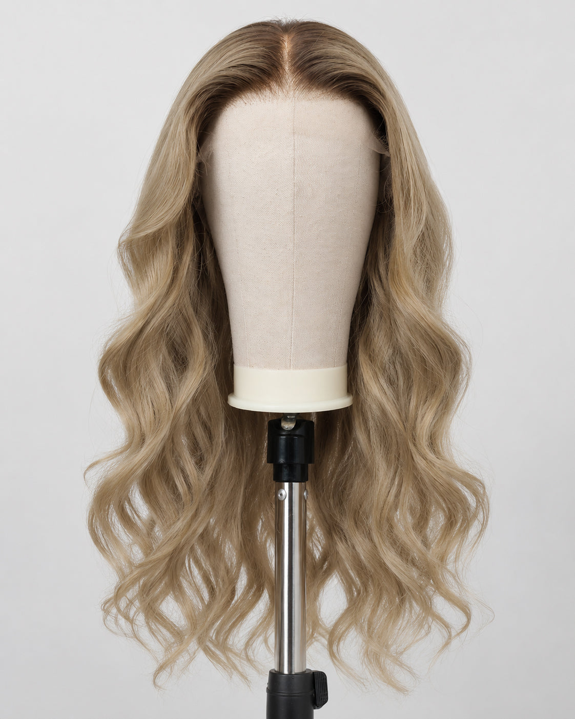 Nerina | 20" Seitenscheitel lose gewellte, kleberlose Schweizer Lace-Verschlussperücke - WW069
