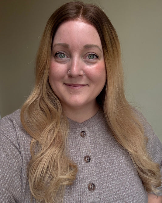 Saskia | 22" Ash Blonde Balayage Wavy Human Hair Maxipart Swiss Lace Closure Wig - WW009