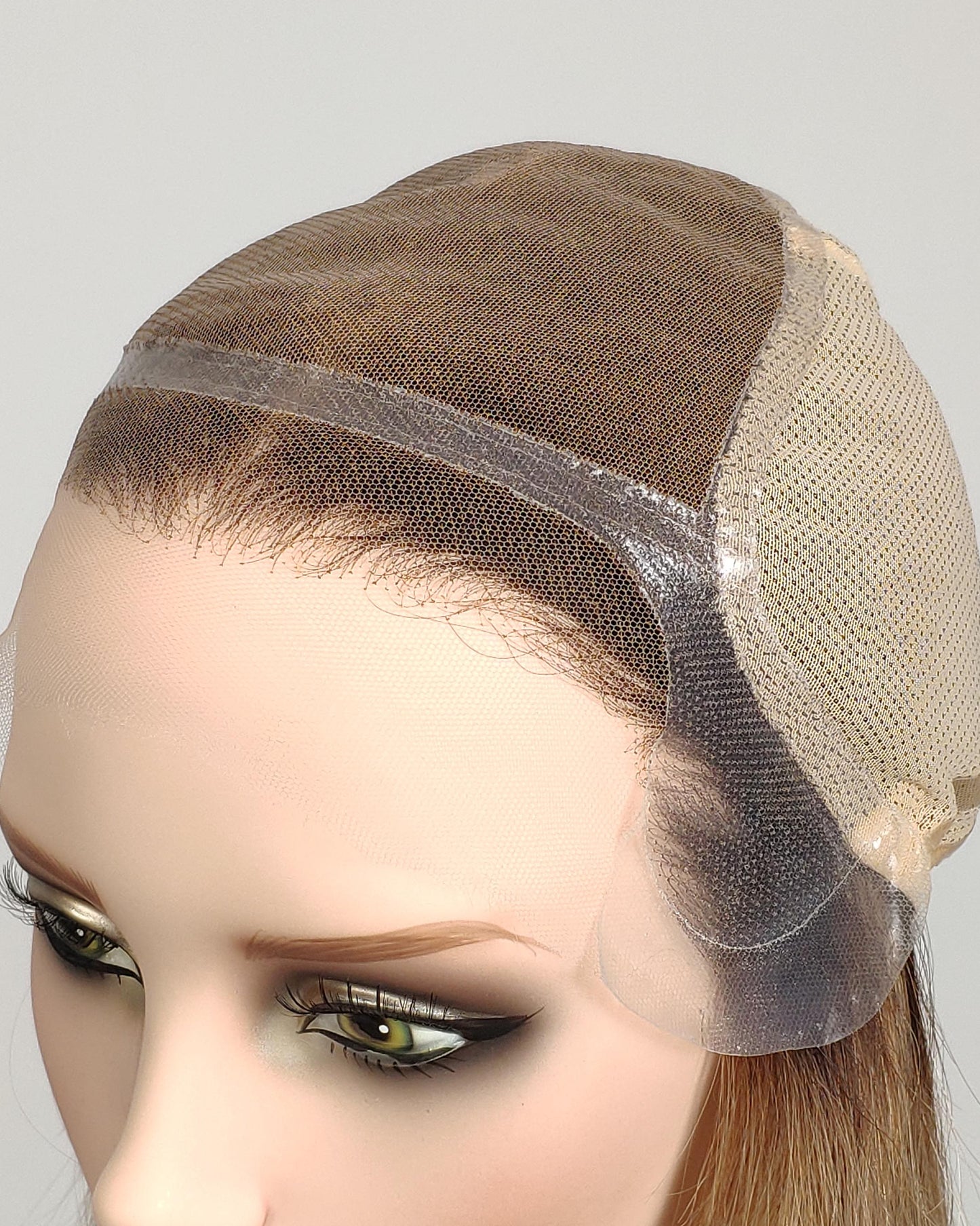 Carys | 18" Rooted Blonde Layered Loose Waves Fully Hand-tied Lace Wig Medical Cap - WW047